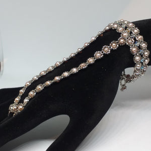Beaded slave bracelet glove in silver tones and freshwater pearl
