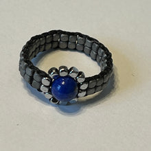 Load image into Gallery viewer, Classic Gemstone Ring
