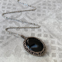 Load image into Gallery viewer, Onyx Druzy Amulet Pendant