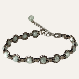 Beaded jewellery (jewelry); fine beaded larimar bracelet