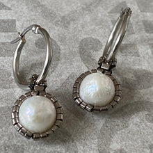 Load image into Gallery viewer, Baroque Pearl Earrings